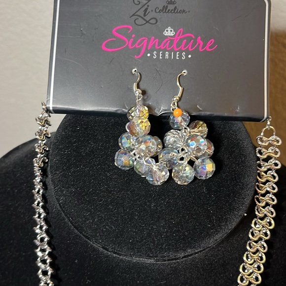 Paparazzi Zi Collection Necklace and Earring set. Brand new/never worn. - Picture 2 of 4